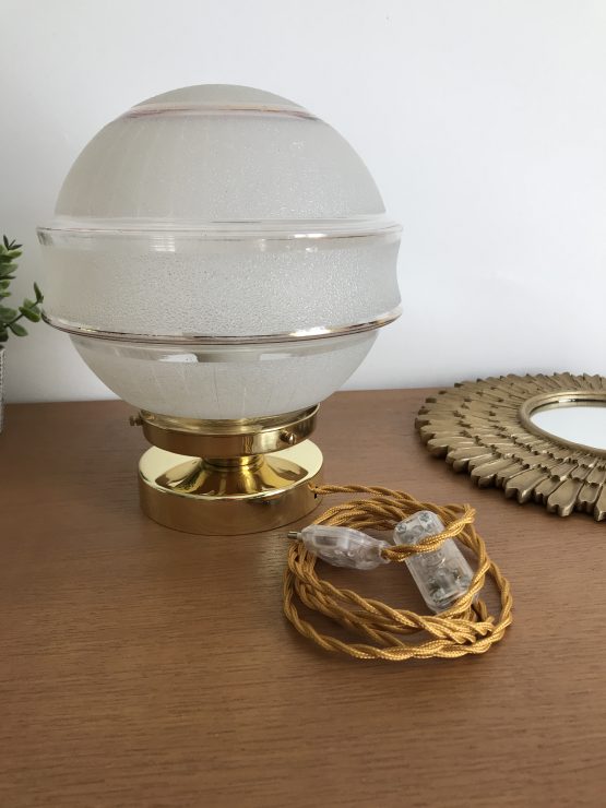 lampe globe à poser en verre vintage