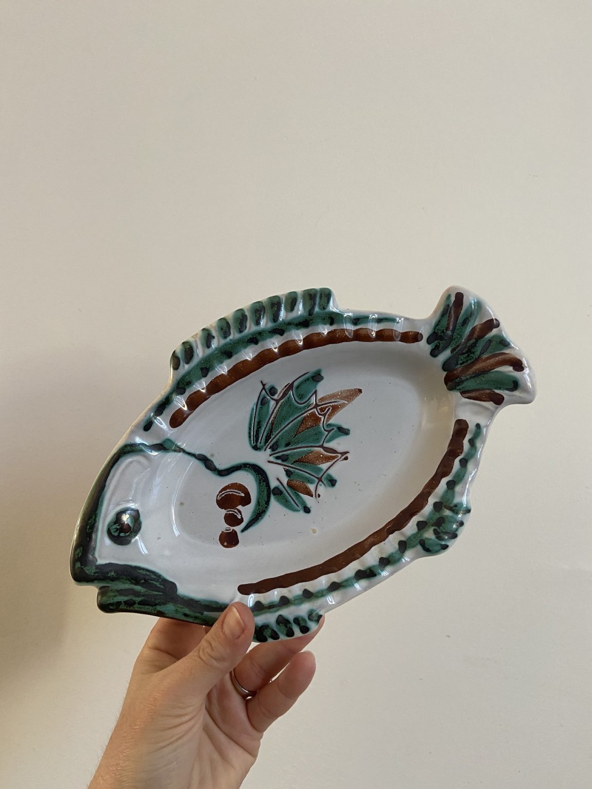 Plat Apéritif Céramique Forme Poisson – Style Vallauris, Coloré, Occasion