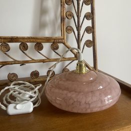 LAMPE BALADEUSE Globe en verre de clichy rose