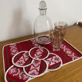 Set de linge basque pour service à Porto