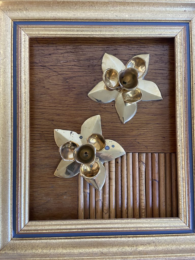 Paire de bougeoirs fleur en métal
