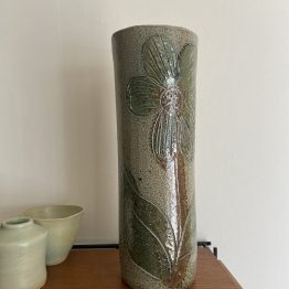 Vase rouleau en céramique au motif de fleur