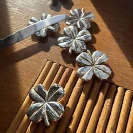 VENDU - Set de 6 portes couteaux Trèfles à 4 feuilles