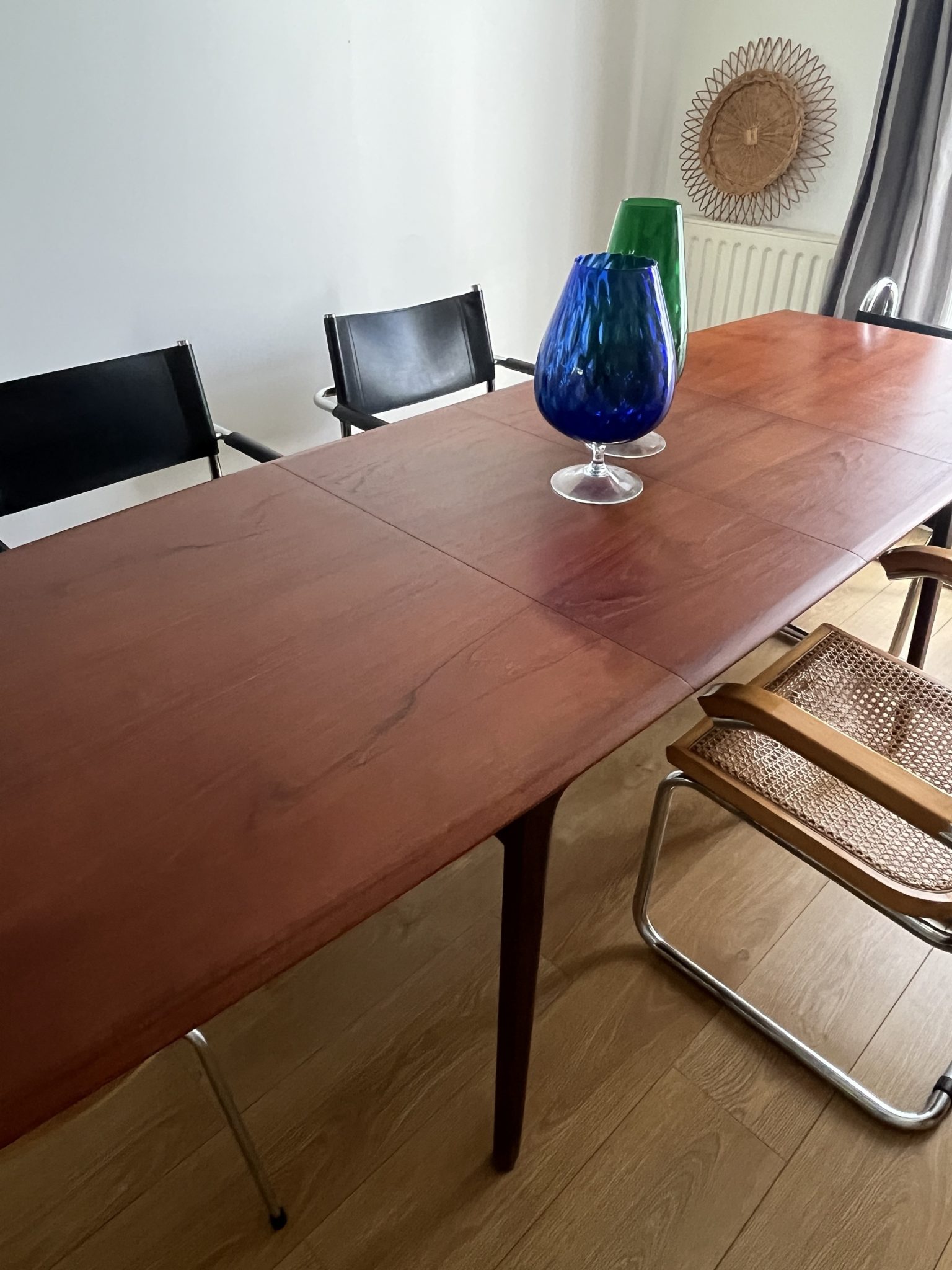 Table De Salle à Manger Danoise à Rallonges En Teck Par Arne Hovmand ...