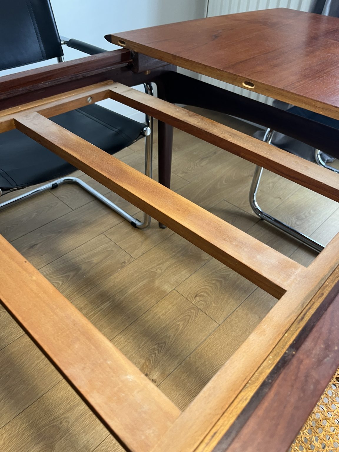 Table De Salle à Manger Danoise à Rallonges En Teck Par Arne Hovmand ...