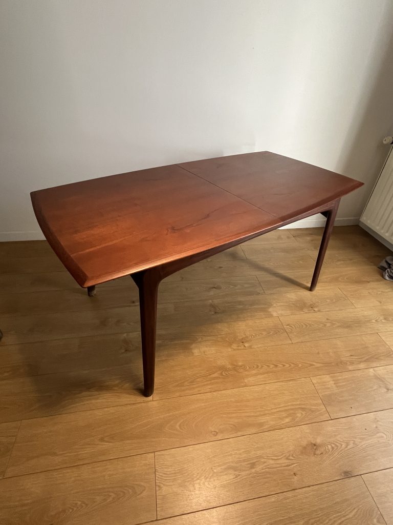 Table De Salle à Manger Danoise à Rallonges En Teck Par Arne Hovmand ...