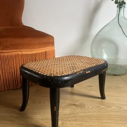 Repose pieds THONET en bois et cannage vers 1890